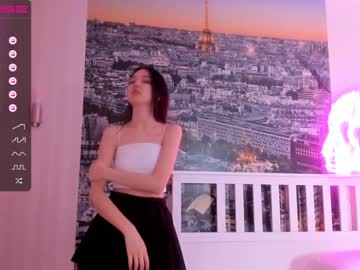 Nude cam girl chanlia image #2203120