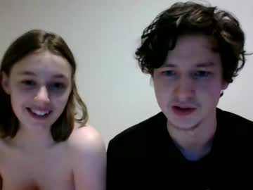 Nude cam couple leojamie image #500402