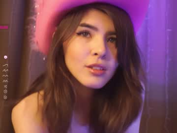 Nude cam girl amandamedrano image #4351328