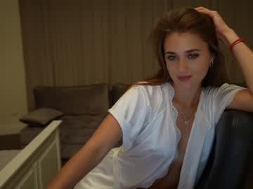 Nude cam girl vasillisa image #2220106