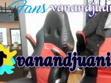 Nude cam girl vanandjuani image #2478823