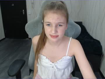 Nude cam girl kylie_mine image #2786949