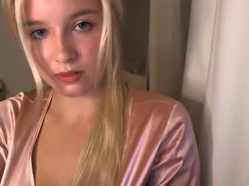 Nude cam girl nordmermaid image #2313950