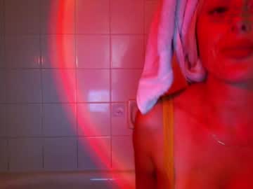 Nude cam girl catberg image #3676829