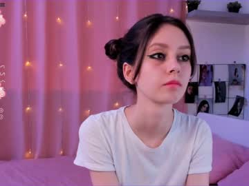 Nude cam girl alliesmiths image #2245253