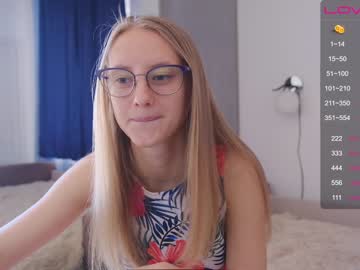 Nude cam girl angeellina image #1377028