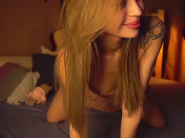 Nude cam girl cuteelsa_ image #5965106