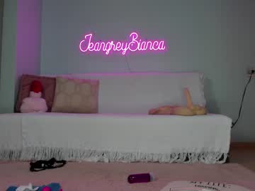 Nude cam girl jeangreybianca image #3432174