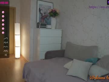 Nude cam girl oxxme image #1644504