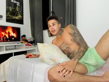 Nude cam man ululante image #82900