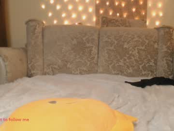 Nude cam girl elly_queeen image #819291