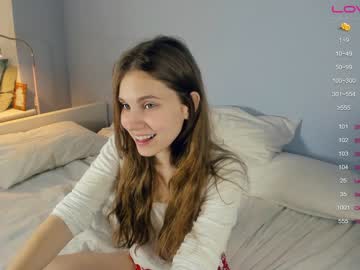 Nude cam girl youne_and_beautiful image #4509147