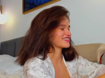Nude cam girl ella_hey image #3919483