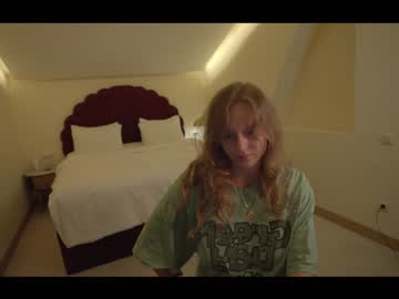 Nude cam girl chillwithkira image #1494718