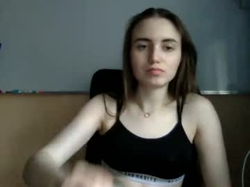 Nude cam girl adriana_dreams image #2131335