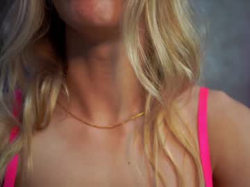 Nude cam girl xoxo_emma image #1971547