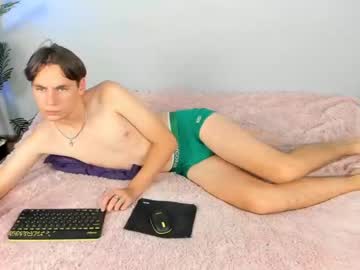 Nude cam man jules_won image #2326563