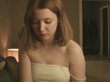 Nude cam girl moonbunny_ image #1925860