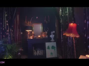 Nude cam girl lucieoude_ image #1956578