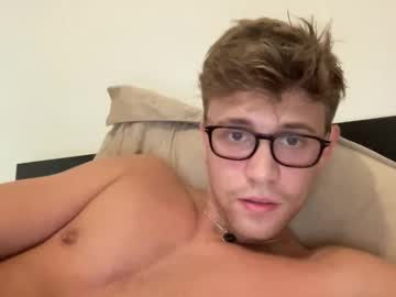 Nude cam man archiegeorge172 image #7010888