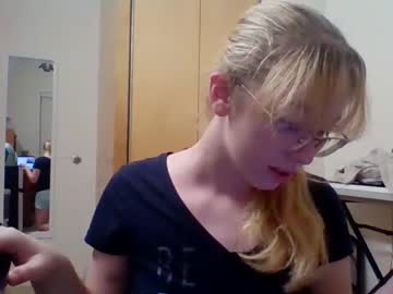 Nude cam girl blonde_katie image #5719670