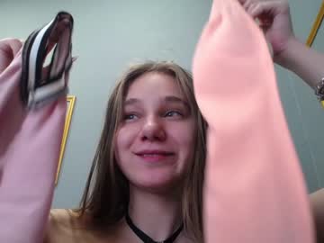 Nude cam girl nancycute__ image #2638729