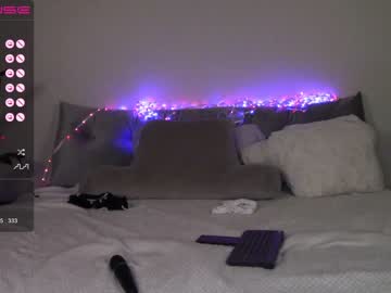Nude cam couple mari_and_jandro image #4601615