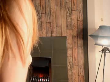 Nude cam girl ambermillies image #5379954