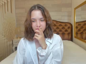 Nude cam girl lil_stitch image #2628663