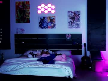 Nude cam girl madnessalise image #4790135