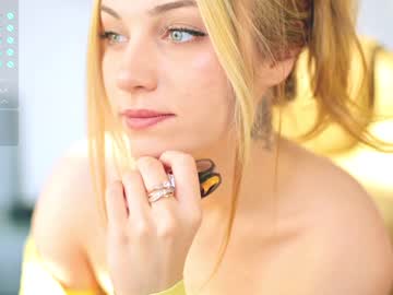 Nude cam girl mia_milagros image #4059253