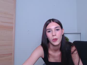 Nude cam girl li1lee_cherry image #2427696
