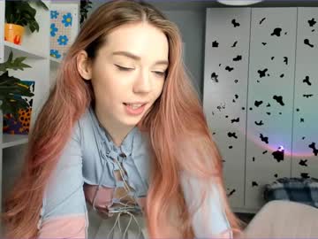 Nude cam girl thisisamelia image #3638602