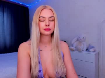 Nude cam girl 8a8y_nura image #3858247