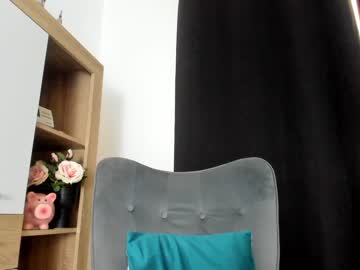Nude cam girl 9harlotte99 image #4028214