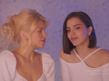 Nude cam girl _2strangers image #3060828