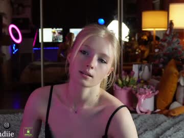 Nude cam girl bestblondiiecb image #6005450