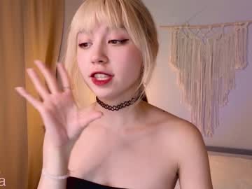 Nude cam girl y_u_m_i_k_a image #4409963