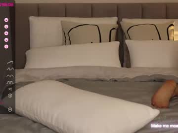 Nude cam girl ella_twinkle image #4734019