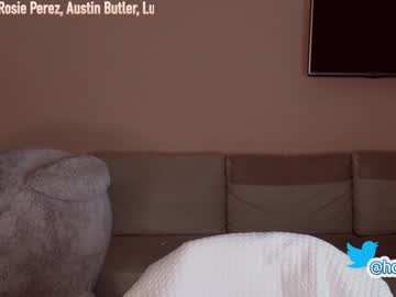 Nude cam girl hollyextra image #1840416