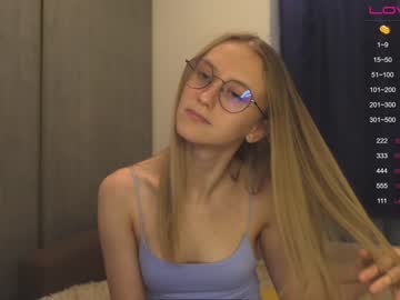 Nude cam girl angeellina image #1573823