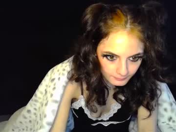 Nude cam girl catnipchloe image #1017355