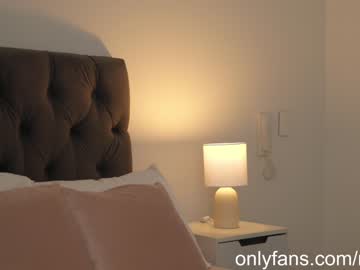 Nude cam girl naughtysammx image #6765537