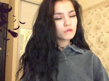 Nude cam girl akino_17 image #343672