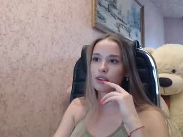 Nude cam girl ariana_777 image #1621336