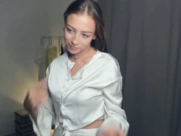 Nude cam girl wave_of_happy_ image #5454415