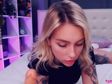 Nude cam girl tonsykaprina image #341587