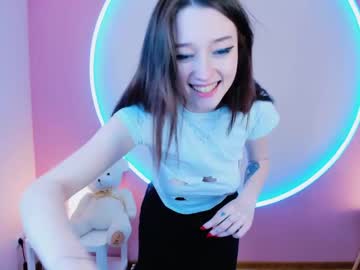 Nude cam girl stray_mei image #1632081