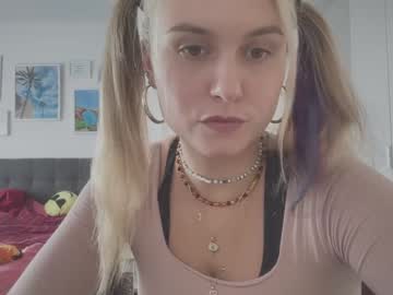 Nude cam girl sarahsapling image #5549990