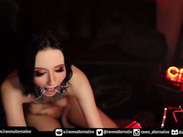 Nude cam girl raven_alternative image #3082814